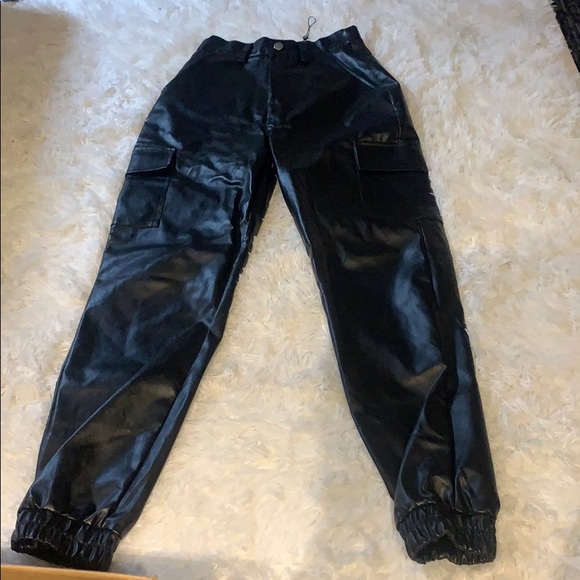 Joggers - Picture 2 of 4